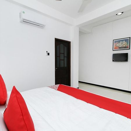 אמבלנגודה Royal Rich Villa חדר תמונה