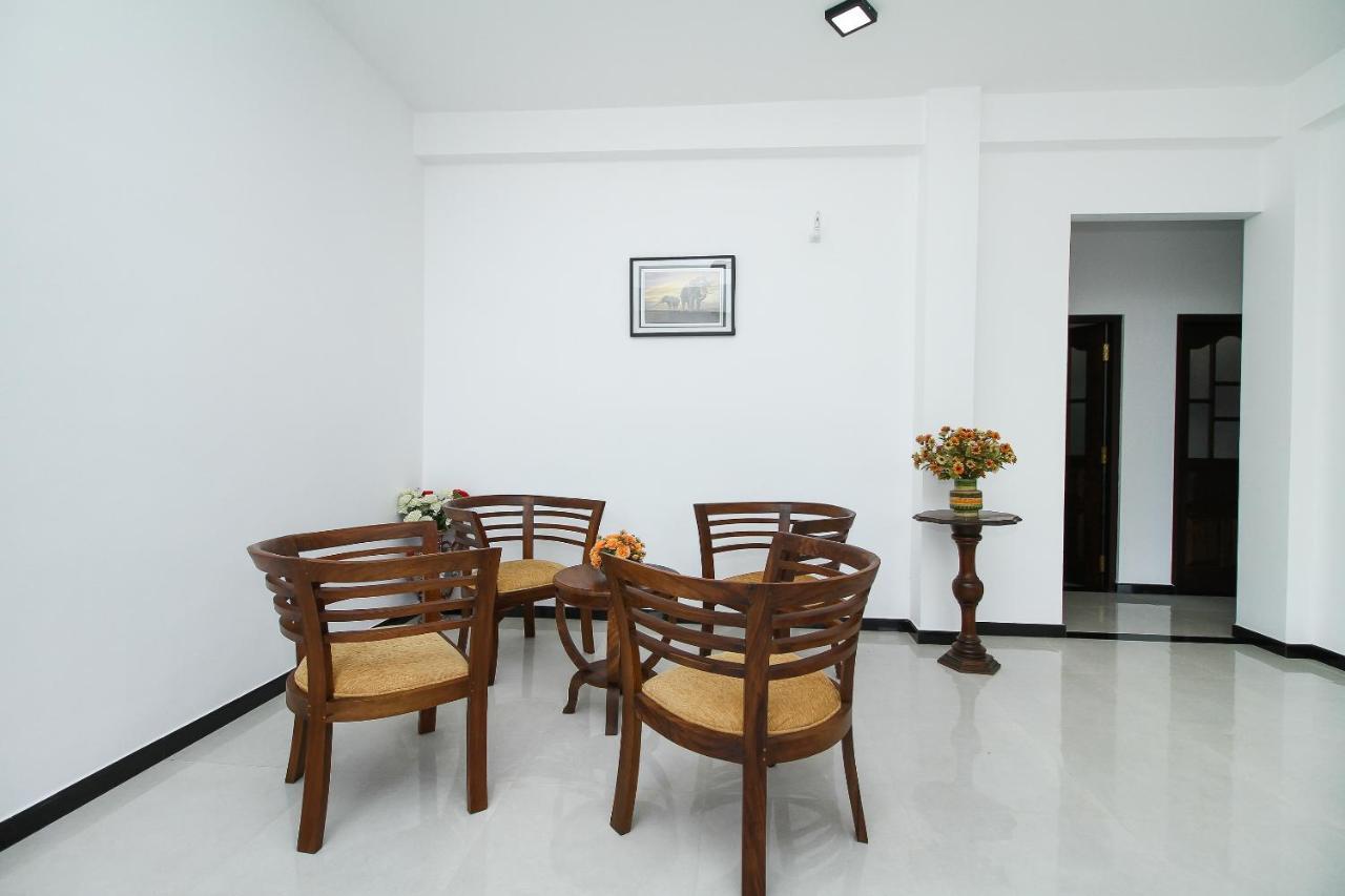 אמבלנגודה Royal Rich Villa מראה חיצוני תמונה
